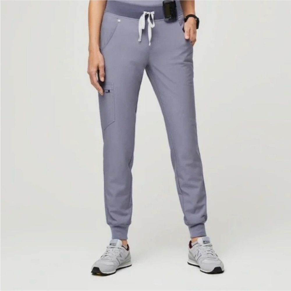 Figs Vapor Blue Zamora